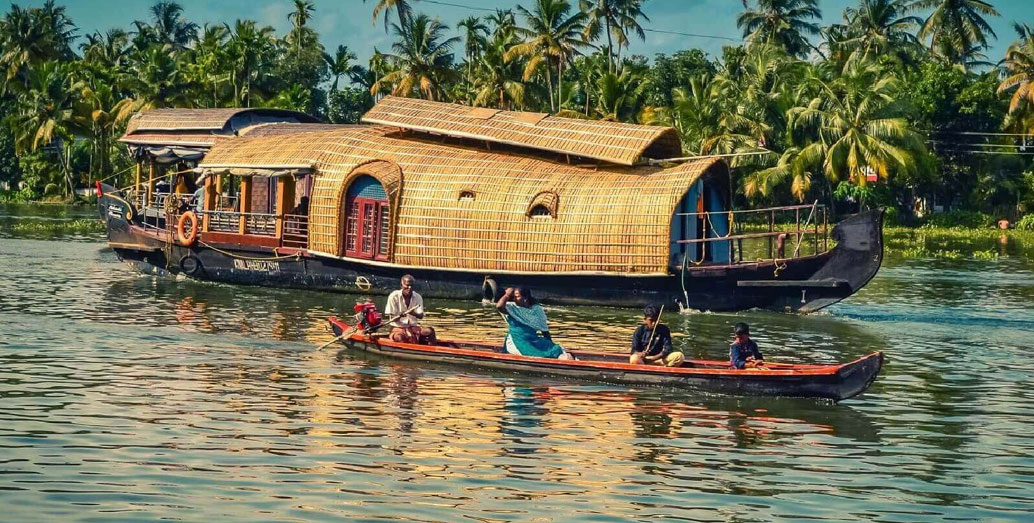 Luxury Grand India Tour – 20 Days North India, Rajasthan, Varanasi, South India & Kerala