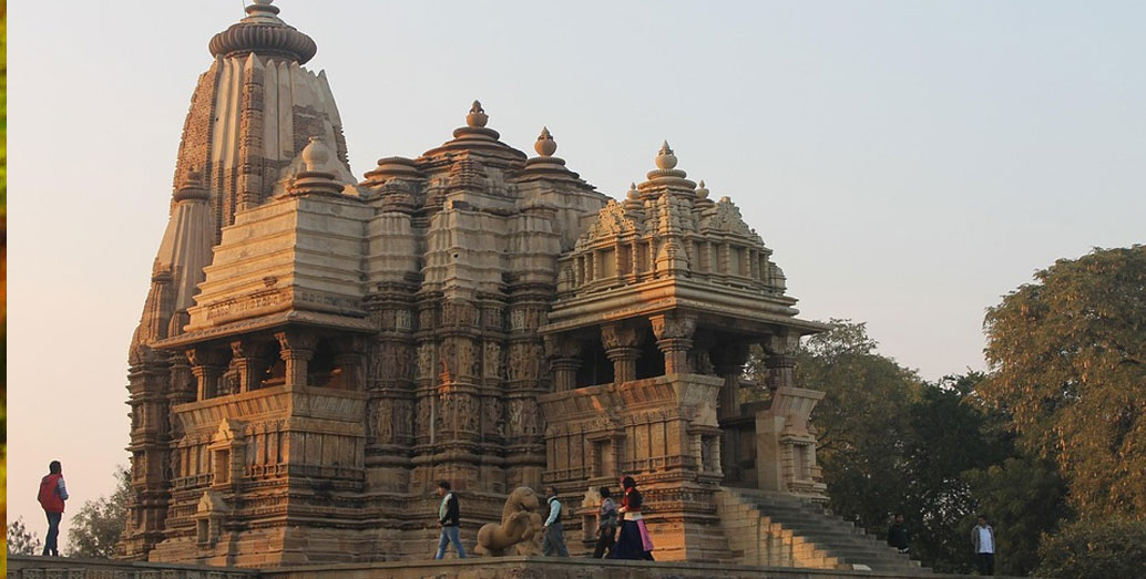 Classic North India Tour – 12 Days Delhi, Agra, Jaipur, Varanasi & Khajuraho
